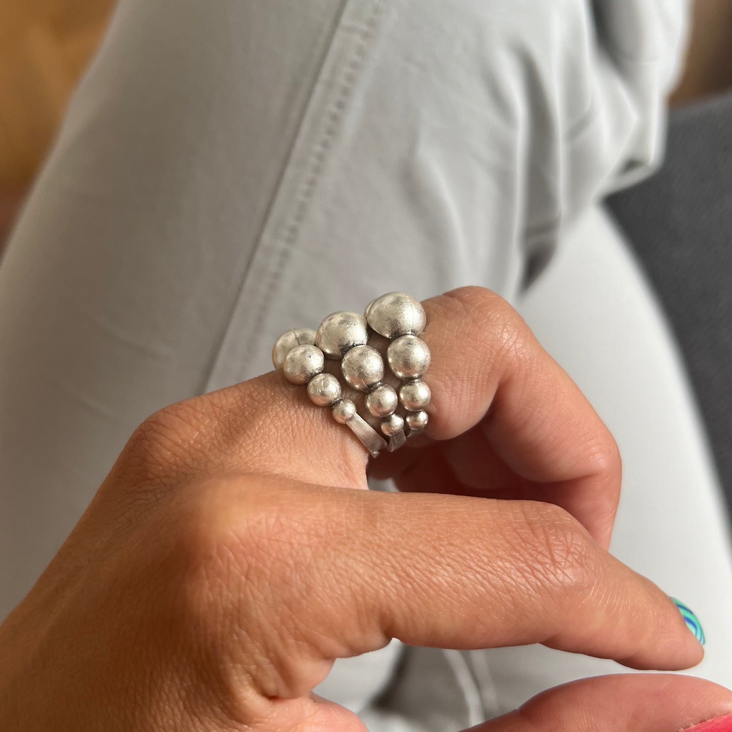 The Bubbly Bubble Ring