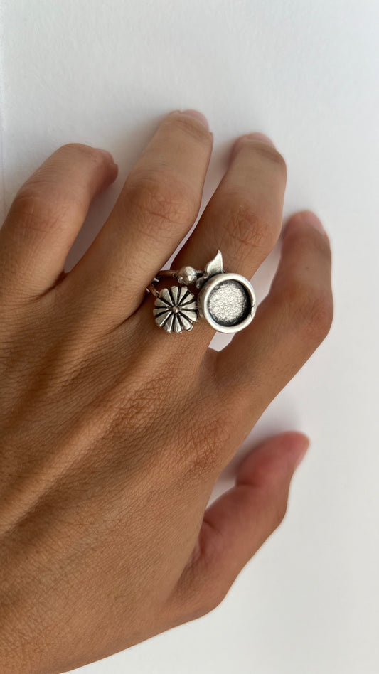 The Flower Butterfly Cuff Ring