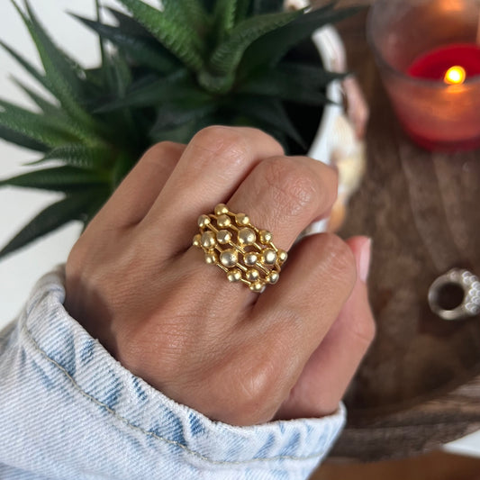 The Dotted Gold Ring